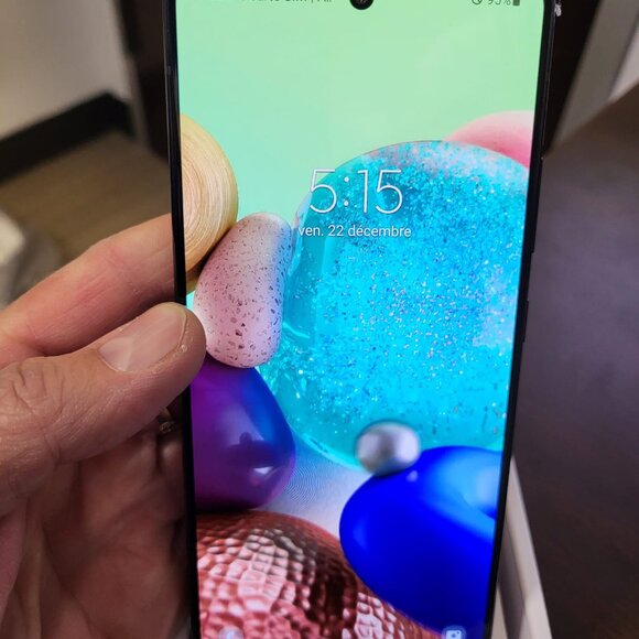 Samsung Galaxy A71 5G 128GB Unlocked. In good condition !!! - Picture 1 of 9